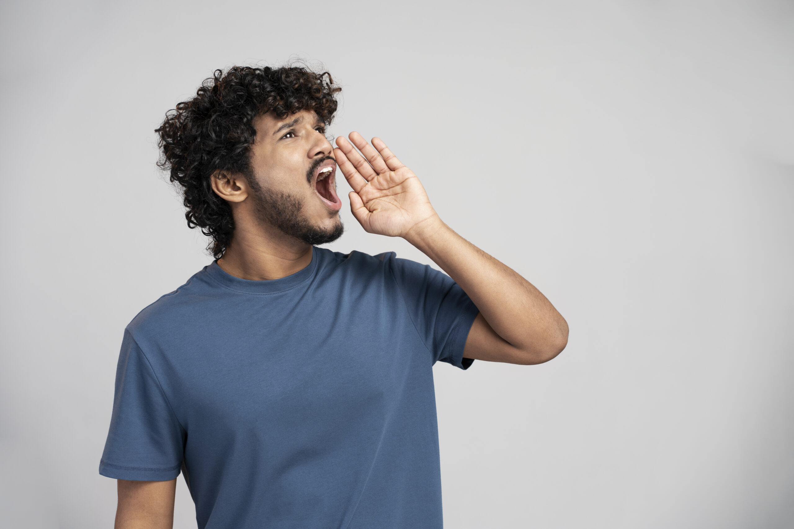 Cuide da Sua Voz: Dicas Práticas para Professores e Profissionais da Comunicação 