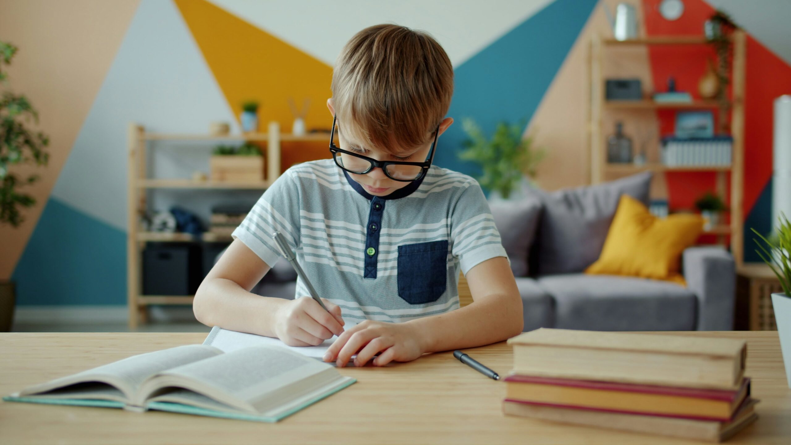 Existe uma escola ideal? Minha experiência clínica com alunos e famílias