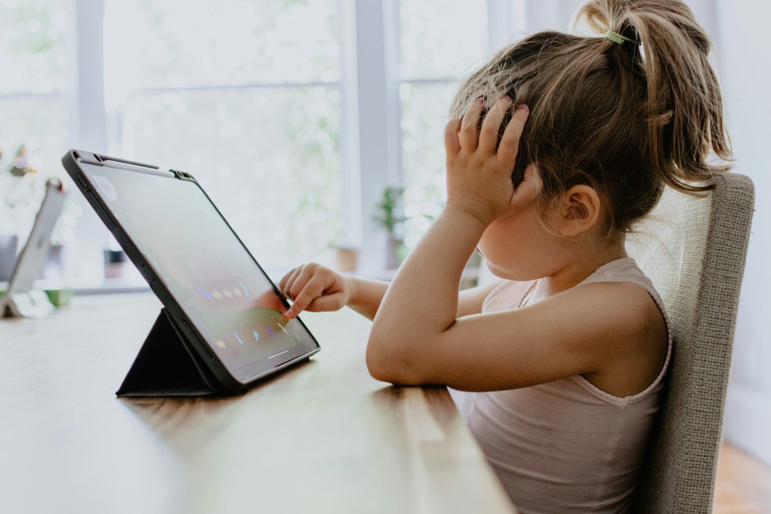 Dificuldades de Aprendizagem: Quando o Cansaço da Família e a Exaustão do Aluno Pedem um Novo Olhar